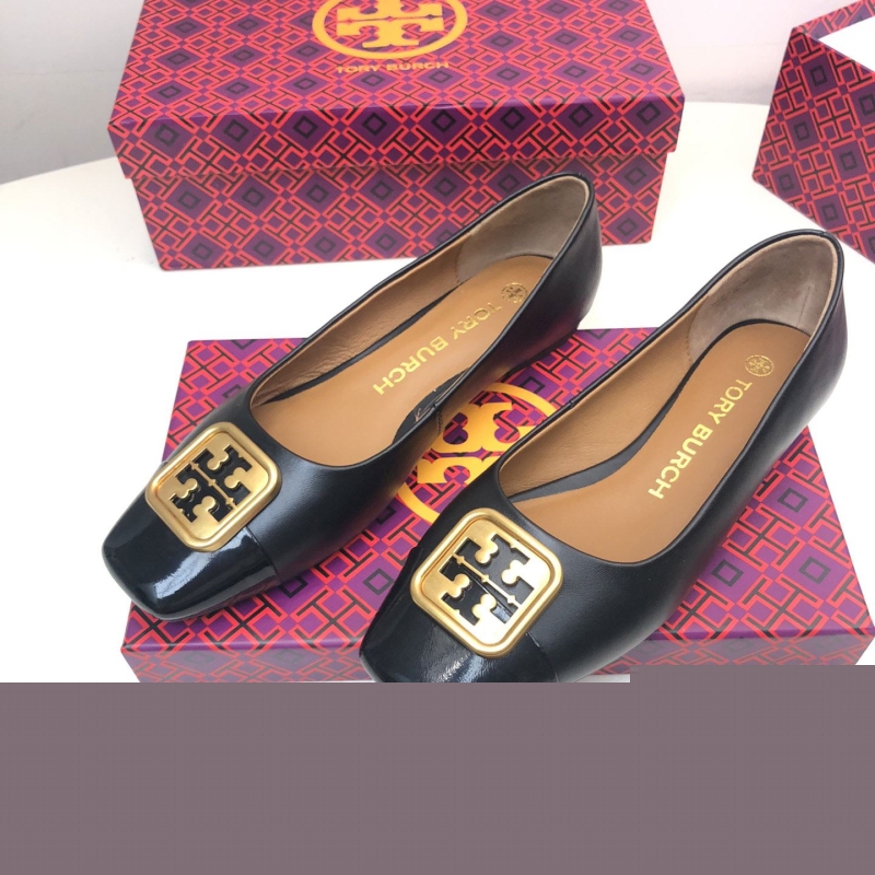 Other flat shoes